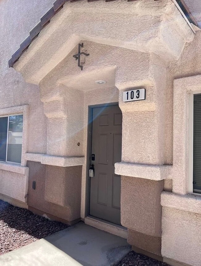 6463 E Elwood Mead Ave in Las Vegas, NV - Building Photo - Building Photo