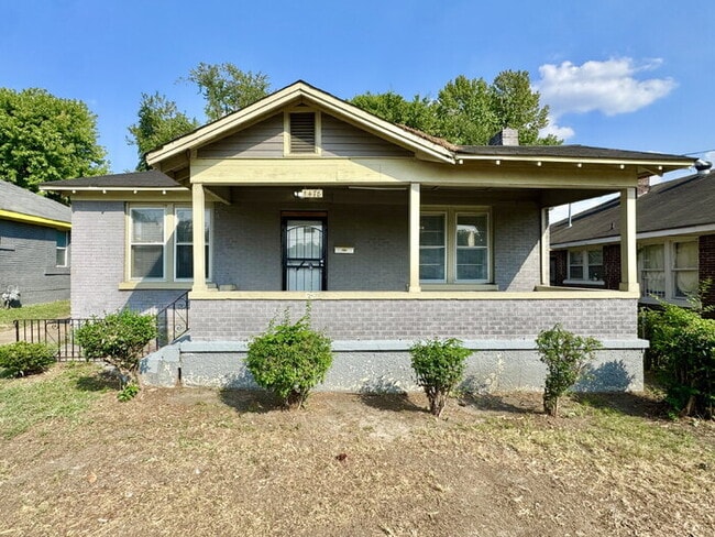 property at 1478 S Willett St