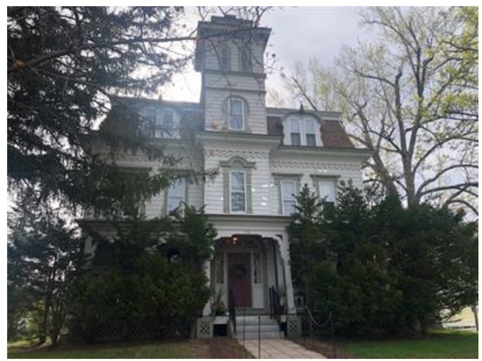 173 Washington St in Keene, NH - Building Photo