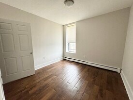 15 Ruggles St, Unit 5 in Boston, MA - Building Photo