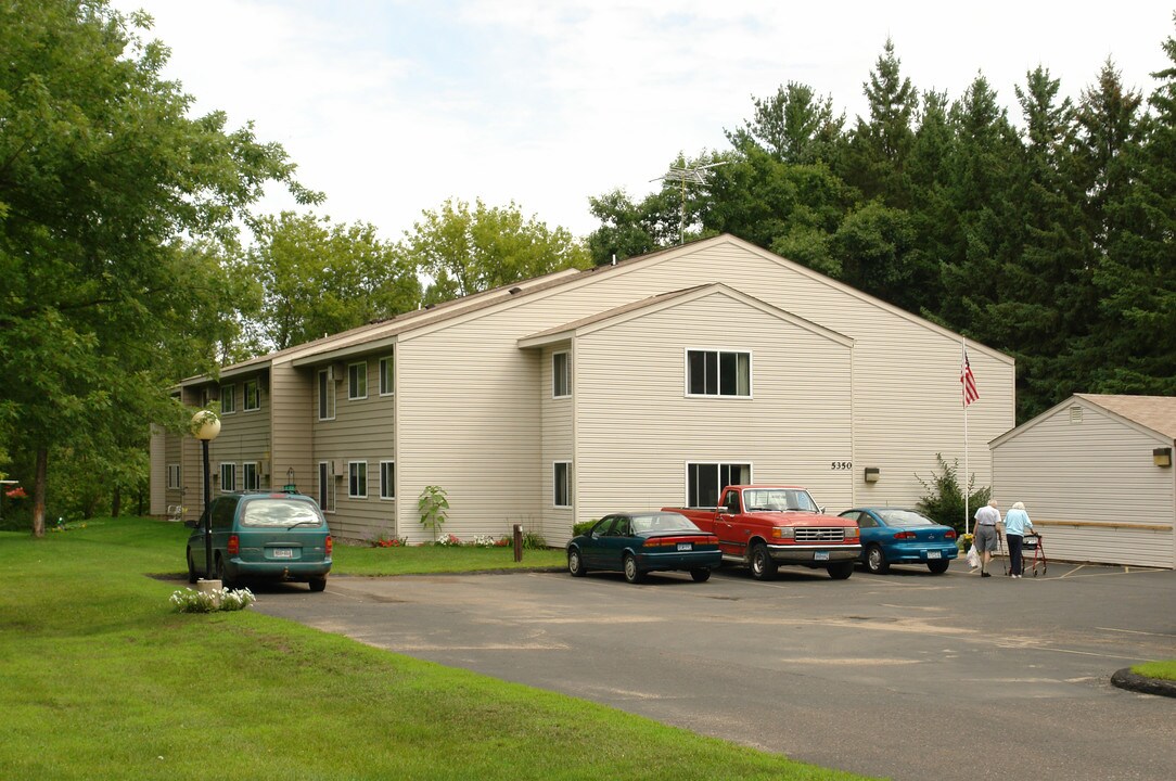 Sunrise River Apartments in Wyoming, MN - Building Photo