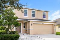 1928 Acacia Dr in Kissimmee, FL - Foto de edificio - Building Photo