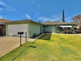 412 Washington Ave in Bakersfield, CA - Building Photo
