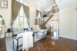 68 Lady Angela Ln in Vaughan, ON - Building Photo - Building Photo