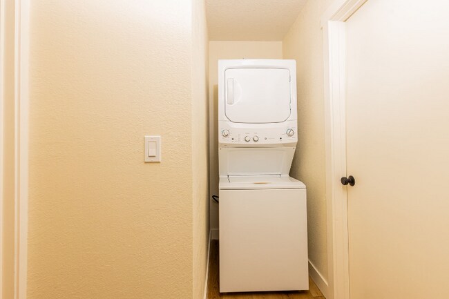 214 S Branciforte Ave in Santa Cruz, CA - Building Photo - Building Photo