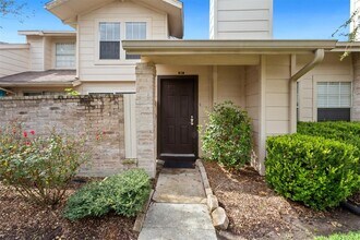 2909 Hillcroft St in Houston, TX - Building Photo - Building Photo