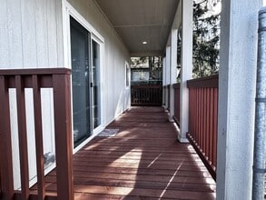 834 Teal Ct SE in Ocean Shores, WA - Building Photo - Building Photo