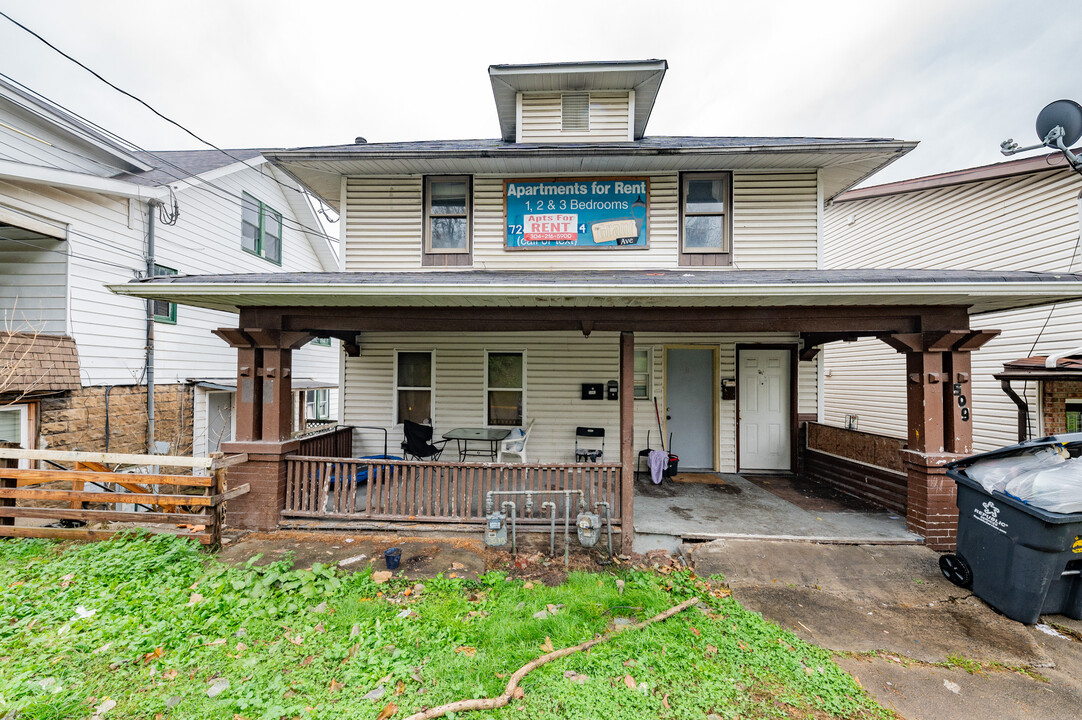 501 Grant Ave in Morgantown, WV - Building Photo