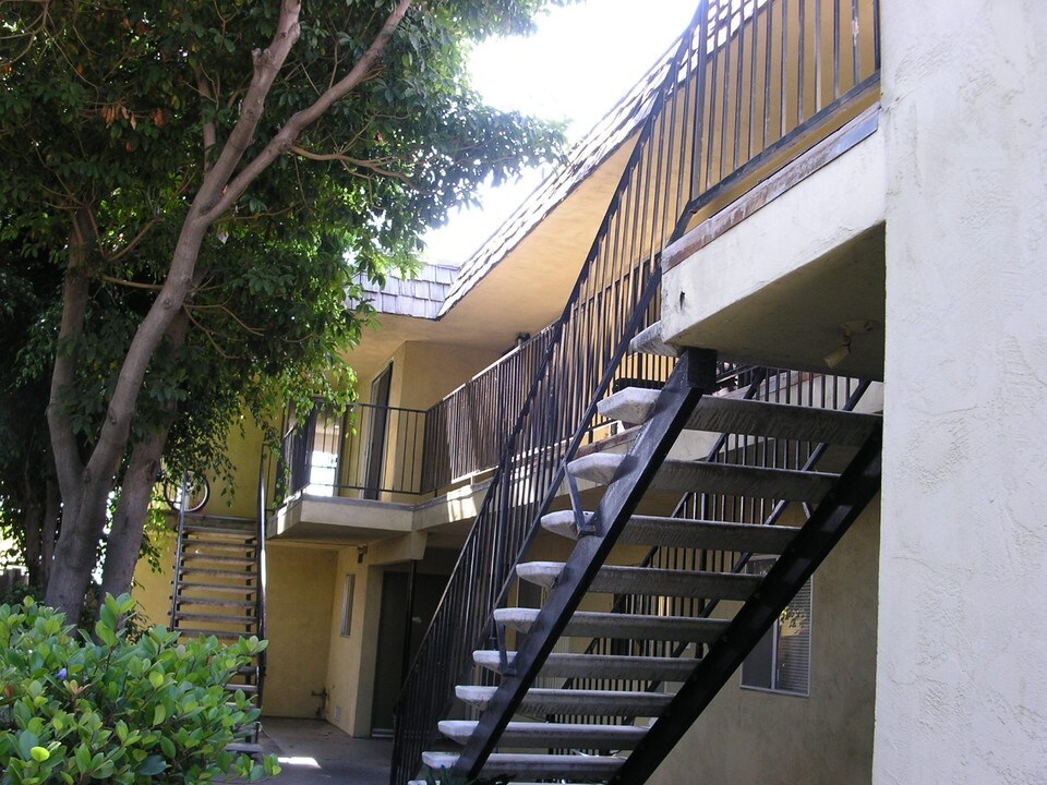 1535 Felspar St in San Diego, CA - Building Photo