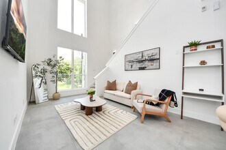 2211 Staples St in Houston, TX - Building Photo - Building Photo