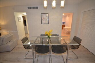 3801 S Ocean Dr, Unit 1D in Hollywood, FL - Building Photo - Building Photo