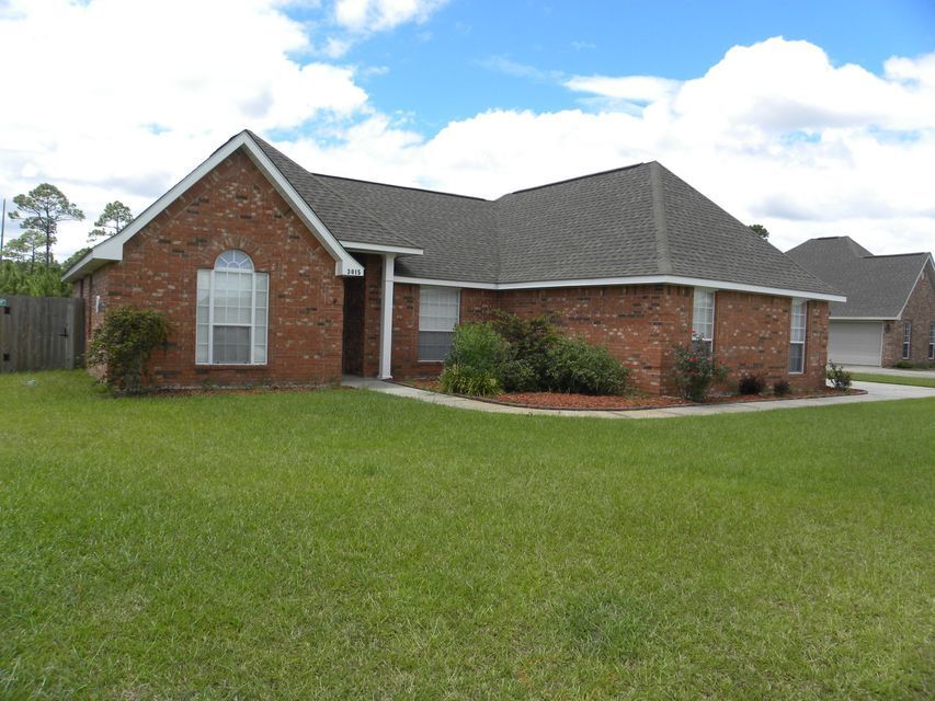 3015 Village Cir in Ocean Springs, MS - Foto de edificio