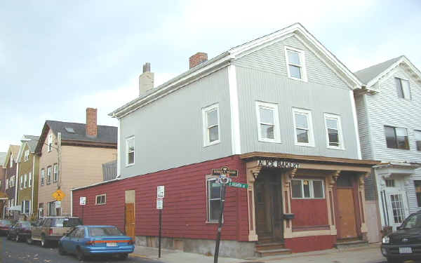 528-530 E Eighth St in South Boston, MA - Building Photo - Building Photo