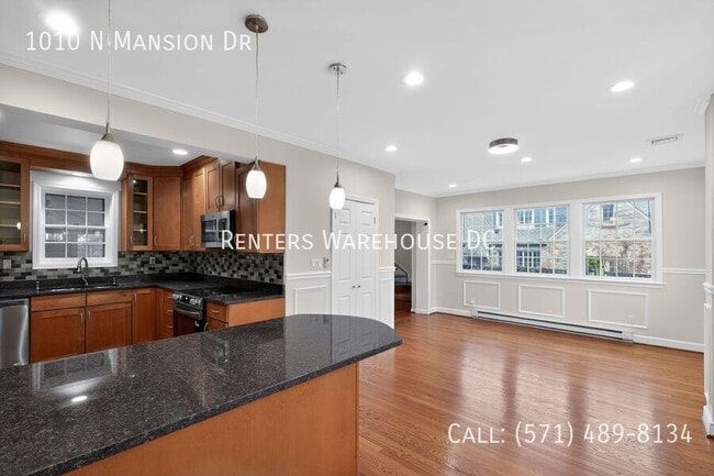 1010 N Mansion Dr in Silver Spring, MD - Building Photo - Building Photo