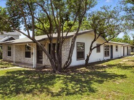 1604 Springdale Rd in Austin, TX - Building Photo