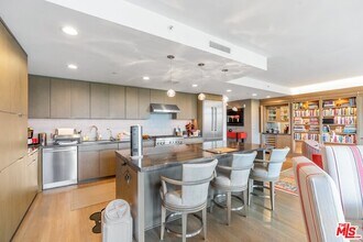 1705 Ocean Ave-Unit -504 in Santa Monica, CA - Building Photo - Building Photo