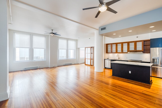 930 Penn Ave