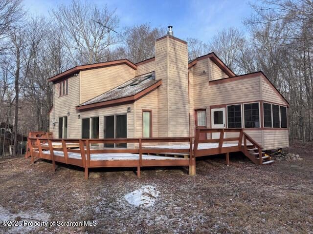 property at 7 Lisa Ln