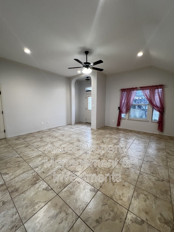 4717 Pelican Ave in McAllen, TX - Building Photo - Building Photo