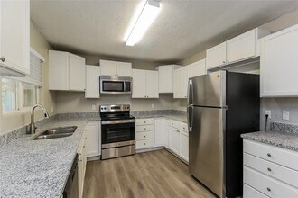 1207 Boyd St in Norman, OK - Building Photo - Building Photo