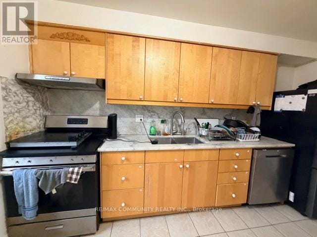 537 Steeles Ave W in Toronto, ON - Building Photo - Building Photo