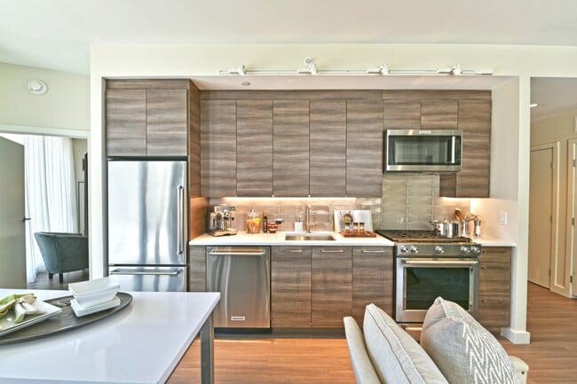 30 Dalton in Boston, MA - Foto de edificio - Building Photo
