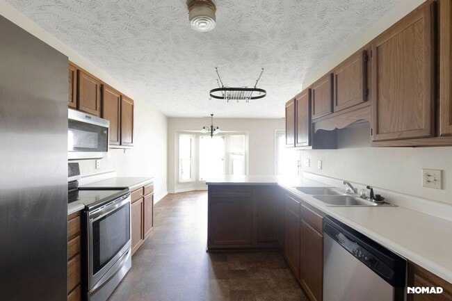 1604 Piney Creek Pl in Fayetteville, NC - Building Photo - Building Photo