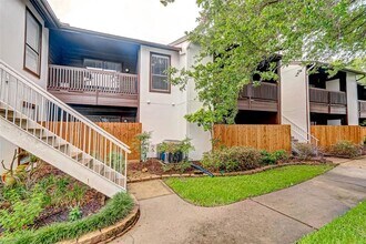 2601 S Braeswood Blvd-Unit -1404 in Houston, TX - Building Photo - Building Photo
