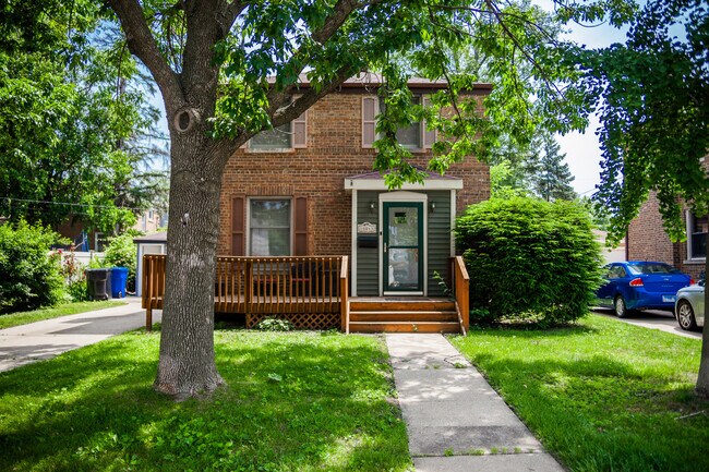 10043 S Talman Ave in Chicago, IL - Building Photo - Building Photo