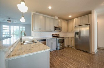 3912 Rawlins St-Unit -2 in Dallas, TX - Building Photo - Building Photo