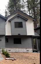 3317 Fir Ave in South Lake Tahoe, CA - Building Photo - Building Photo