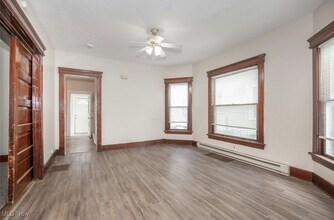 518 Washington Ave in Lorain, OH - Foto de edificio - Building Photo