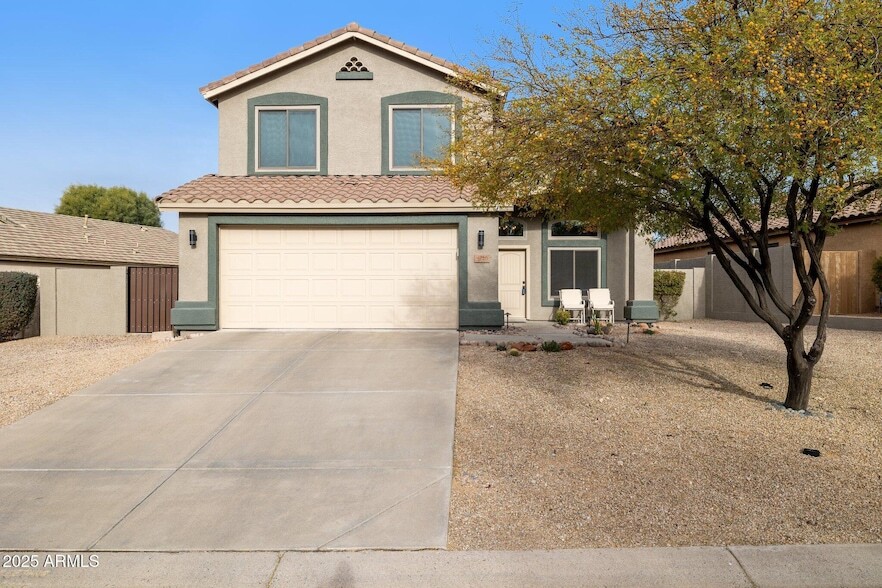 4720 E Matt Dillon Trail in Cave Creek, AZ - Foto de edificio