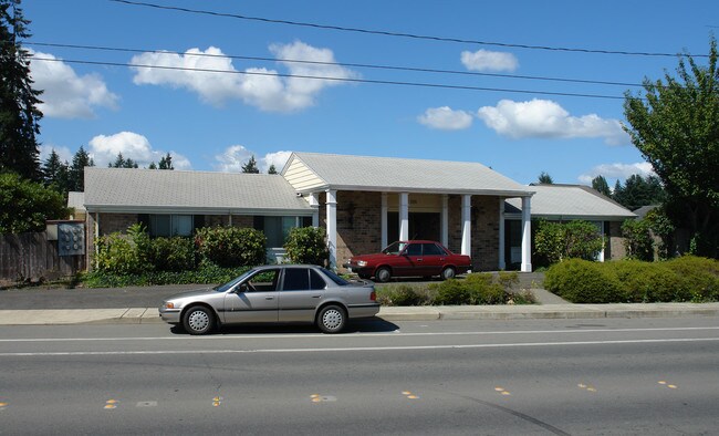 1111 2nd Ave SW in Tumwater, WA - Foto de edificio - Building Photo