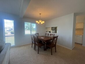 18241 St Andrews Dr in Tehachapi, CA - Building Photo - Building Photo