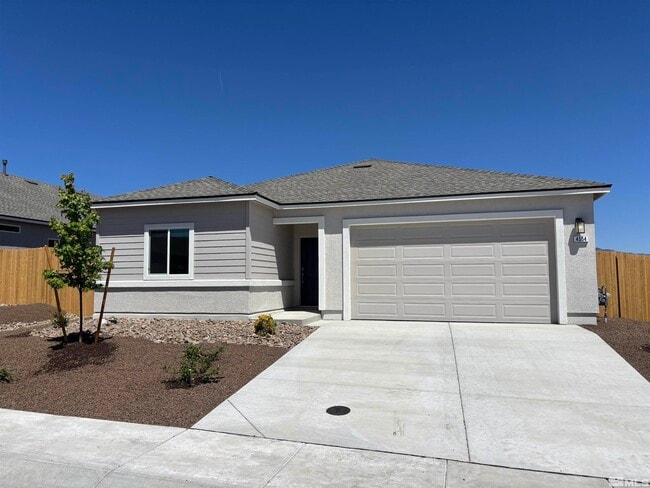4554 Langdon St in Fernley, NV - Building Photo - Building Photo