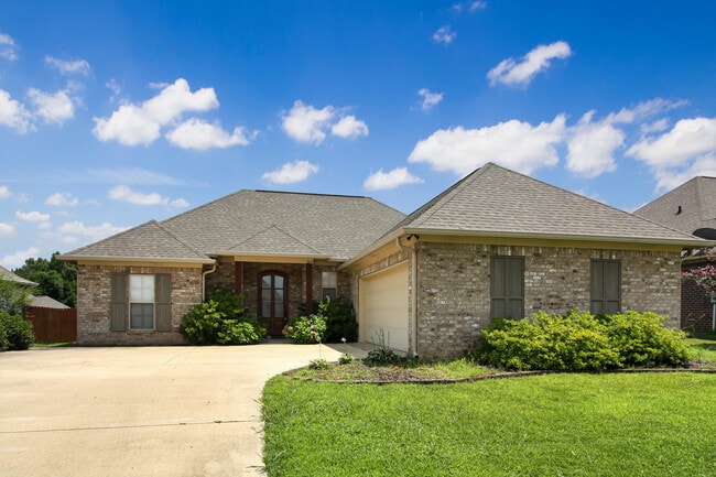 property at 203 Buttonwood Ln
