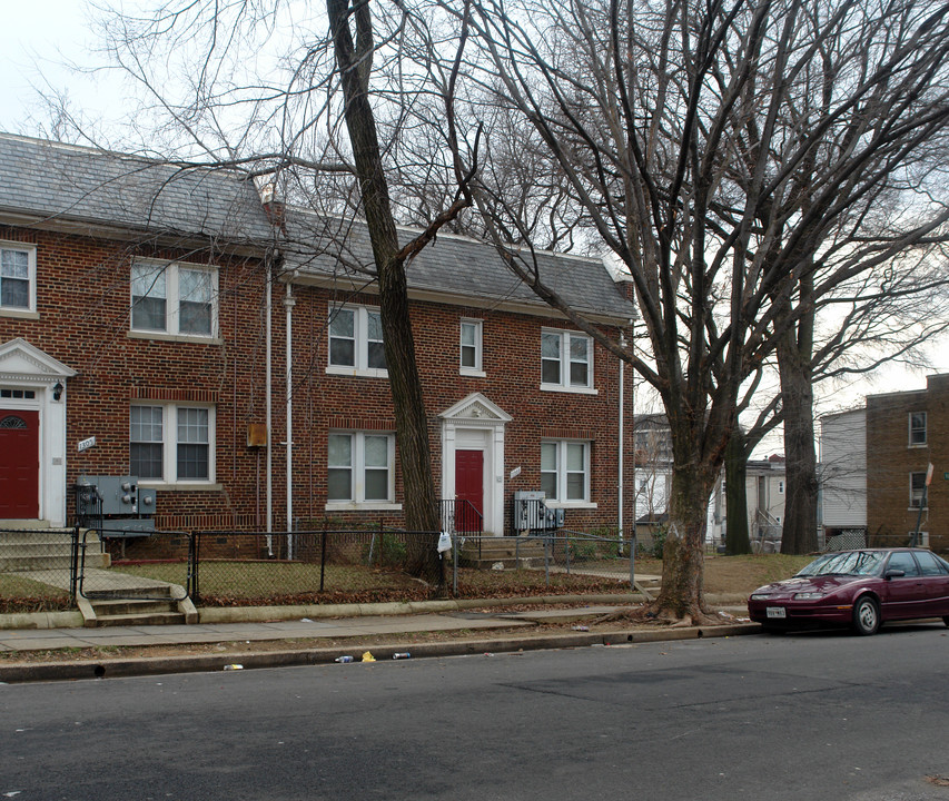 1301 Orren St NE in Washington, DC - Building Photo