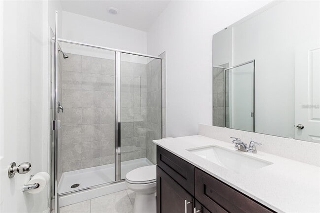 1121 Deepwater Cir in Eagle Lake, FL - Foto de edificio - Building Photo