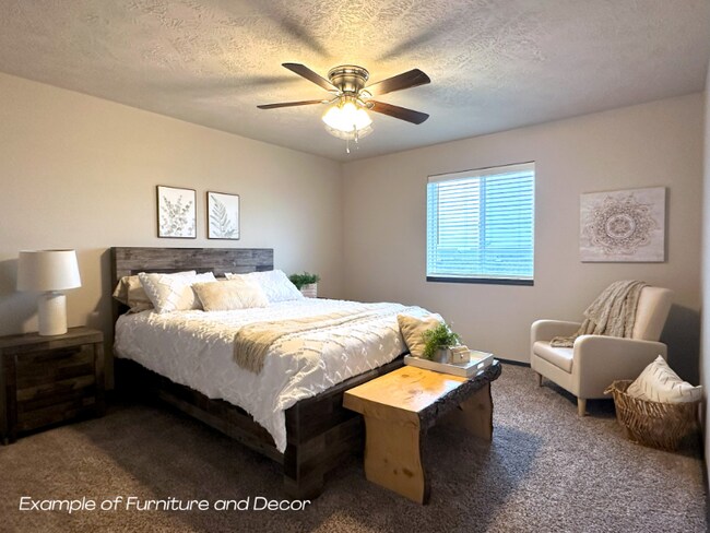 744 Justus Ave-Unit -2 in Harrisburg, SD - Building Photo - Building Photo