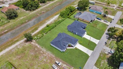 3706 16th St W in Lehigh Acres, FL - Building Photo - Building Photo