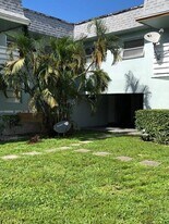 4251 NW 5th St in Plantation, FL - Building Photo