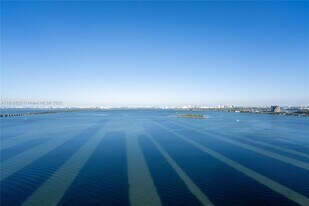 665 NE 25th St in Miami, FL - Building Photo