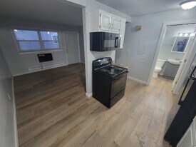 425 10th St N, Unit 1 in La crosse, WI - Building Photo