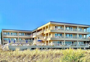 6100 Boardwalk in Ventnor City, NJ - Building Photo