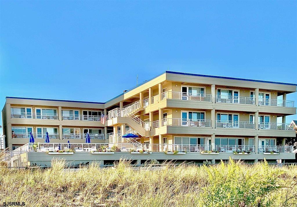 6100 Boardwalk in Ventnor City, NJ - Building Photo
