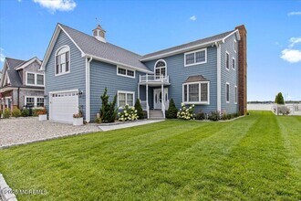 1118 Barnegat Ln in Mantoloking, NJ - Building Photo - Building Photo