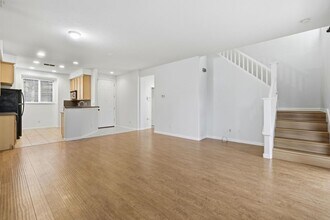 11 Stony Hill Pl in Sacramento, CA - Building Photo - Building Photo