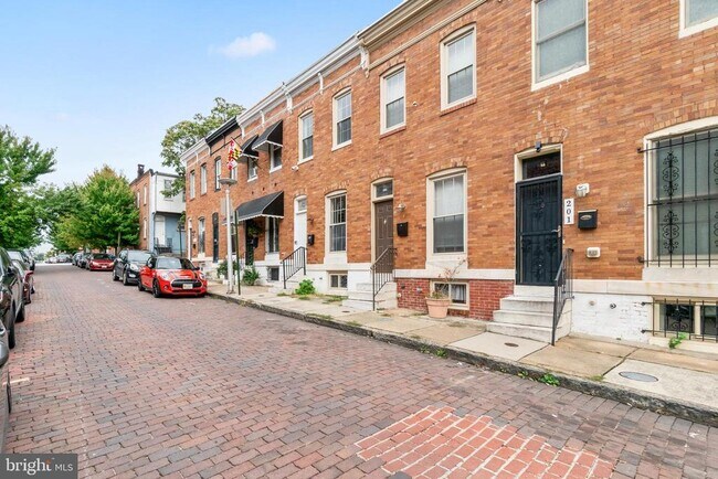 205 N Streeper St in Baltimore, MD - Foto de edificio - Building Photo