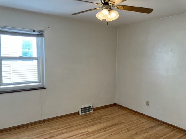 14238 Athens Ave, Unit Lakewood West in Lakewood, OH - Foto de edificio - Building Photo